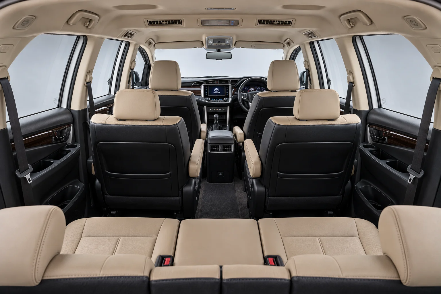 Innova Crysta Image